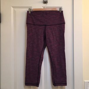 HR Lululemon crops